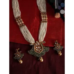 Panash Gold Plated & Green Kundan Embellished Handcrafted Jewellery Set-picture-42