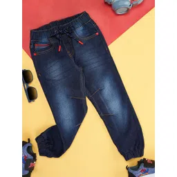 Pantaloons Junior Boys Clean Look Mid-Rise Regular Fit Cotton Stretchable Jeans-picture-27