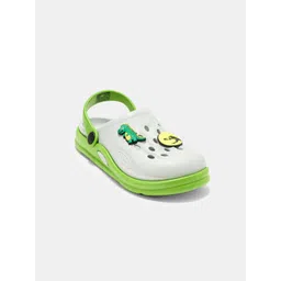 Pantaloons Junior Boys Clogs-picture-44