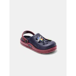 Pantaloons Junior Boys Clogs-picture-55