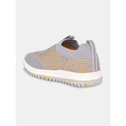 Pantaloons Junior Boys Knitted Walking Shoes image 4