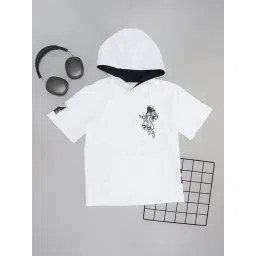Pantaloons Junior Boys White Cotton Solid Hooded T-Shirt-picture-11