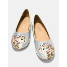 Pantaloons Junior Girls Printed Open Toe Flats with Embroidered-picture-49