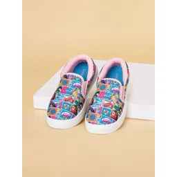 Pantaloons Junior Girls Printed Slip-On Sneakers-picture-40