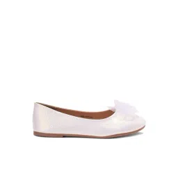 Pantaloons Junior Kids White Ballerina Shoes-picture-24
