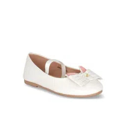 Pantaloons Junior Kids White Mary Jane Shoes image 3
