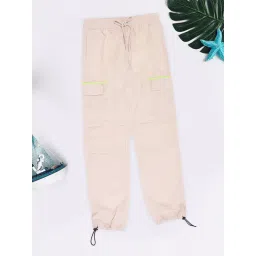 Pantaloons Junior White Asparagus Cotton Solid Regular Fit Trousers-picture-37