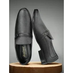 Paragon Men Textured Formal Slip-On Round Toe Loafers-picture-12