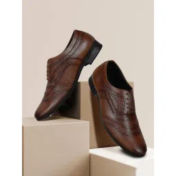 Paragon Men's Tan Oxford Shoes-picture-21