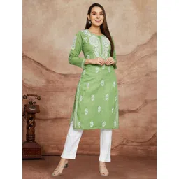 PARAMOUNT CHIKAN Chikankari Embroidered Cotton Kurta-picture-10