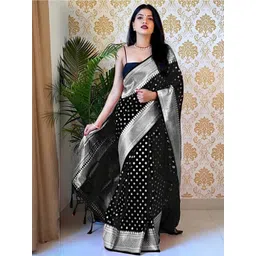 parampara ethnic Mellifluous Soft Banarasi Silk Saree With Evocative Blouse Piece-picture-32