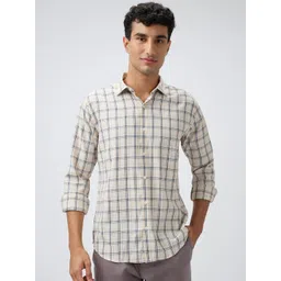 Park Avenue Slim Fit Checkered Medium Fawn Full Sleeve Polycotton Shirt-picture-25