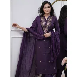 PARNAVI Women Solid Embroidered Kurta with Trousers & Dupatta-picture-28