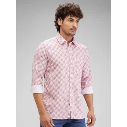Parx Men Slim Fit Floral Opaque Printed Casual Shirt image 3