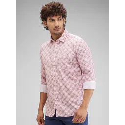 Parx Men Slim Fit Floral Opaque Printed Casual Shirt image 4