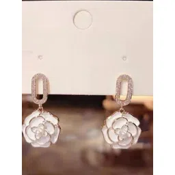 PASU FASHION Gold-Plated Artificial Stones Studded & Beaded Floral Shaped Drop Earrings-picture-20