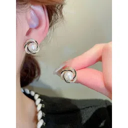 PASU FASHION Gold-Plated Artificial Stones Studded & Beads Beaded Floral Studs image 2