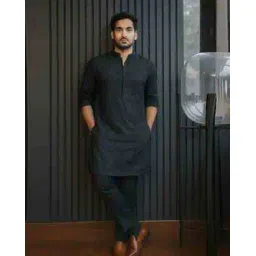 pavicha Men Embroidered Regular Fit Kurta-picture-21