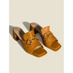 Peach Flores Women Leather Block Heel Sandals with Buckles-picture-37