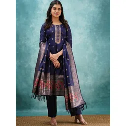 Peach Petals Women Ethnic Motifs Printed Kurta with Trousers & Dupatta-picture-38