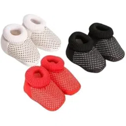 pearsilk Unisex baby Newborn Booties Baby First Walking Shoes Sandals With Anti Slip SoleToe to Heel Multicolor Pack Of 3 Combo-picture-24