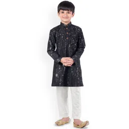 Pehanaava Boys Embroidered Regular Pure Cotton Kurta with Pyjamas-picture-18