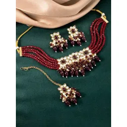 Peora Gold Plated Maroon Kundan and Synthetic Stone Necklace Earrings Maangtikka Jewellery Set-picture-23
