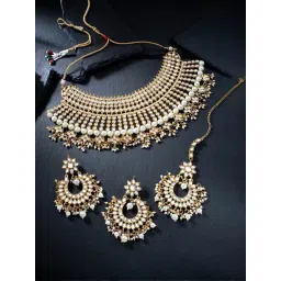 Peora Gold Plated White Kundan Pearls Necklace Chandbali Earring MaangTikka Set-picture-34