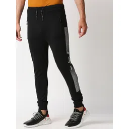 Pepe Jeans Men Black Solid Slim-Fit Jogger image 5