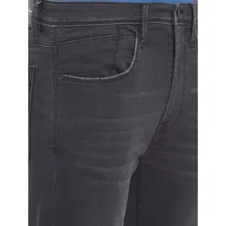 Pepe Jeans Men Black Super Skinny Fit Low Distress Light Fade Stretchable Jeans image 2