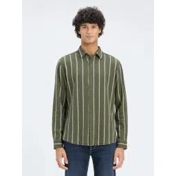 Pepe Jeans Olive Cotton Regular Fit Striped Shirts-picture-31
