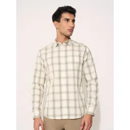 Peregrine By Pantaloons Green Regular Fit Checks Shirt-picture-34