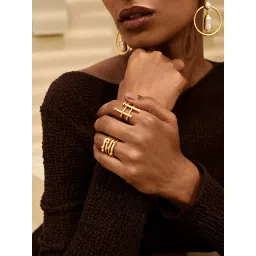 Perfectly Average 4In1 Gold Ring image 2