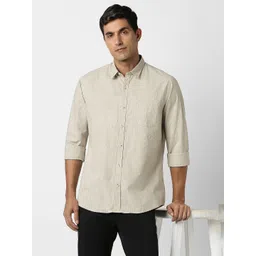 Peter England Casuals Men Slim Fit Solid Spread Collar Cotton Casual Shirt-picture-10