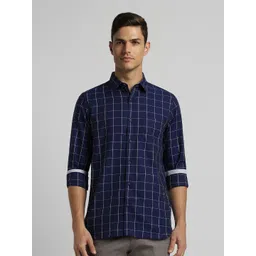 Peter England Casuals Men Slim Fit Spread Collar Windowpane Checked Cotton Casual Shirt-picture-22