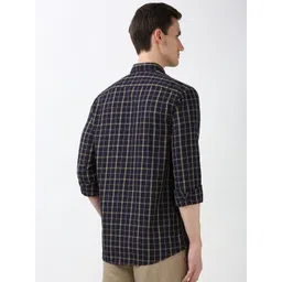 Peter England Casuals Men Spread Collar Checked Cotton Slim Fit Casual Shirt image 4