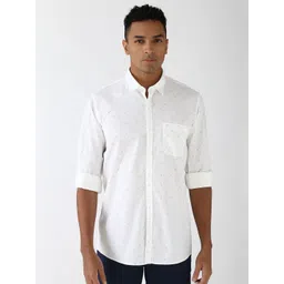 Peter England Casuals Men Spread Collar Micro Ditsy Printed Cotton Slim Fit Casual Shirt-picture-34