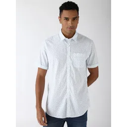 Peter England Casuals Men Spread Collar Solid Cotton Slim Fit Casual Shirt-picture-42