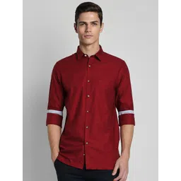 Peter England Casuals Slim Fit Spread Collar Pure Cotton Casual Shirt-picture-21