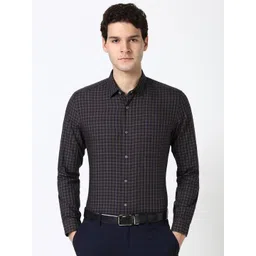 Peter England Elite Men Spread Collar Micro Checked Cotton Slim Fit Formal Shirt-picture-36