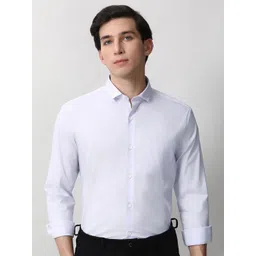 Peter England Men Slim Fit Solid Spread Collar Formal Shirt-picture-25