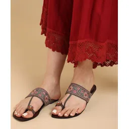 picktoe Women PT-542 Lightweight Comfort Summer Trendy Premium Stylish Party disigin Flats Sandal-picture-12