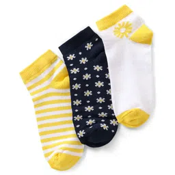 Pine Kids Cotton Spandex Knit Ankle Length Socks with Snow Flakes Design Pack Of 3 - Snow White & Yellow-picture-24