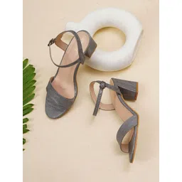 POPPYPINK Textured Party Block Sandals with Buckles-image-7