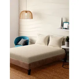 Portico Beige Geometric 300 TC King Bedsheet with 2 Pillow Covers-picture-41