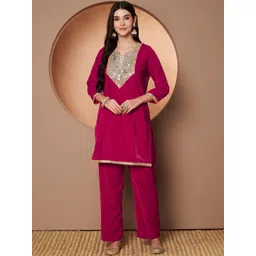 Poshak Hub Embroidered Tunic With Trousers Co-Ords-picture-20
