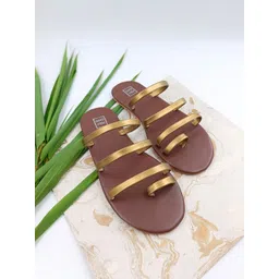 POSTCARD Women Gold-Toned Solid One Toe Flats-picture-32