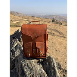 PRANJALS HOUSE Unisex Leather Backpack-picture-28