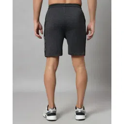 prerit Men Colourblock Regular Fit Knit Shorts image 3