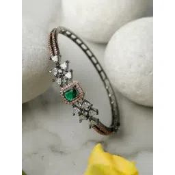 Priyaasi Green Classic Bracelet-picture-15